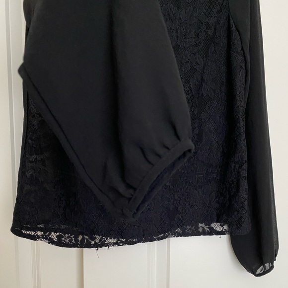 Long Sleeve Lace Front Dress Shirt - Picture 4 of 6